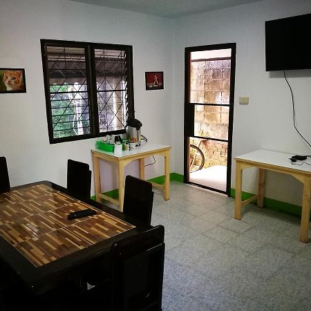 Stay With Jame Hostel Chiang Mai Zewnętrze zdjęcie